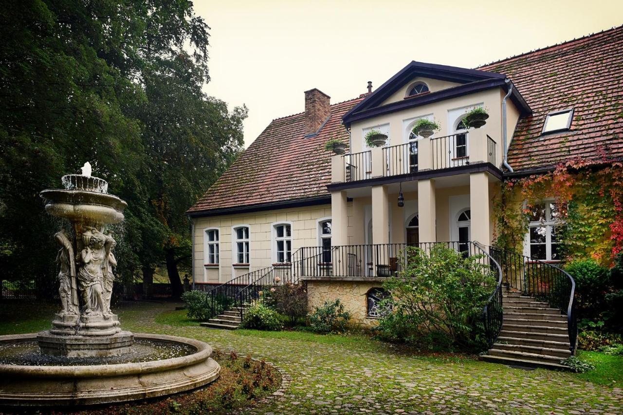 Hotel Cichy Dwór Manowo Exterior foto